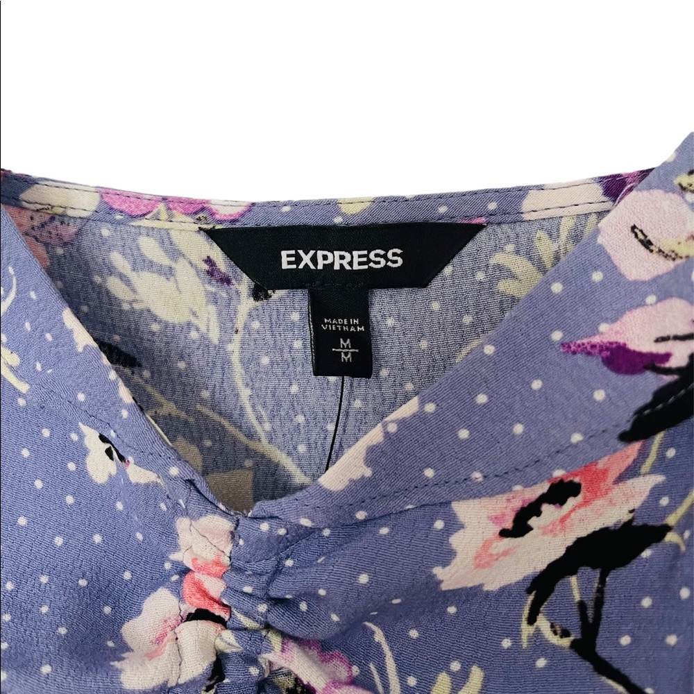 Express Ruched Front Flutter Cami Size M - Picture 8 of 8